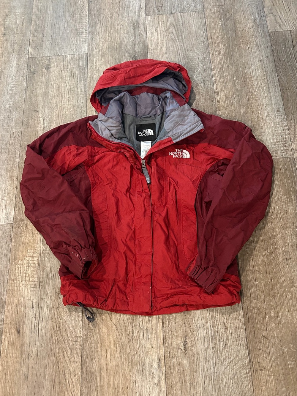The North Face Red and Burgundy Hooded Shell Jacket. Size XS Hiking Outdoors